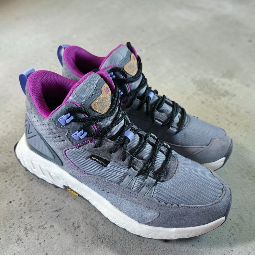 New Balance Women's 9 FRESH FOAM x HIERRO GORE-TEX Boots Sneakers *Read Desc.